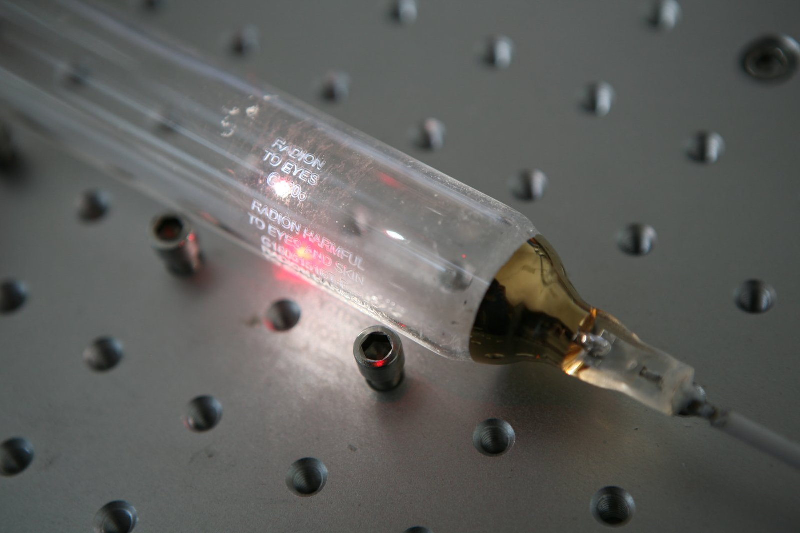 How Many Hours Does a High-Pressure Mercury Lamp Lifespan Actually Last?
